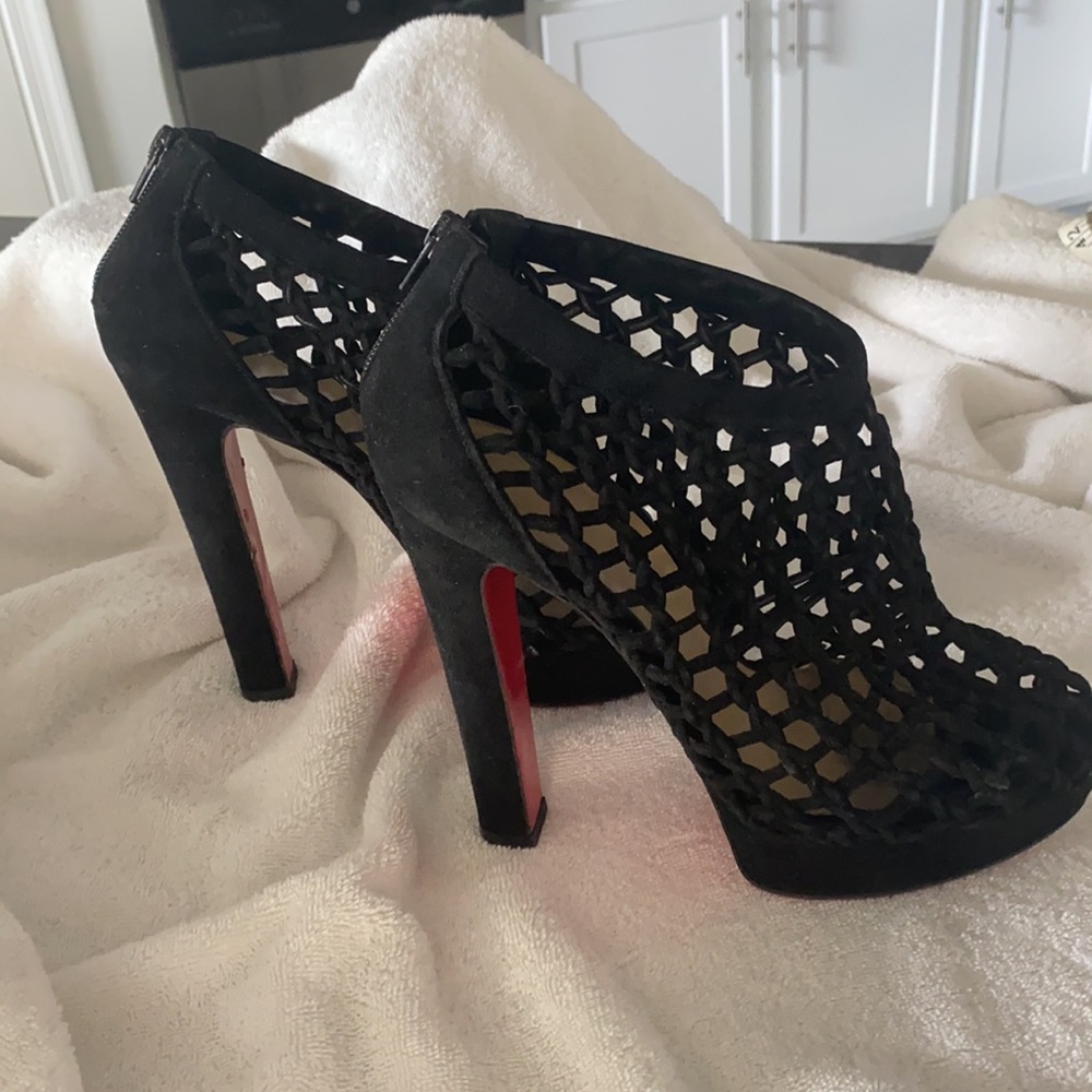 Platform CL Heels - Picture 5 of 11